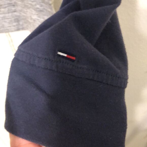 NWOT Long Sleeved Tommy Hilfiger Short Size S - Picture 3 of 7
